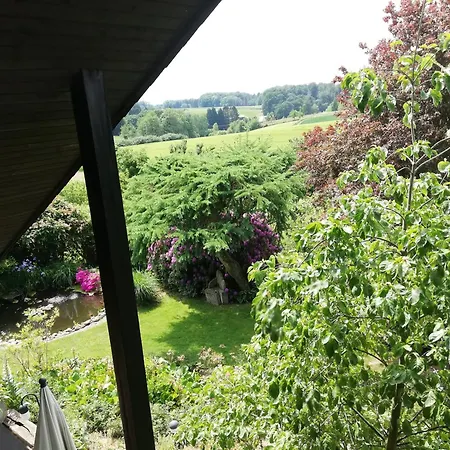 Grosszuegige Und Kunstvolle Dachgeschosswohnung Appartamento Leichlingen