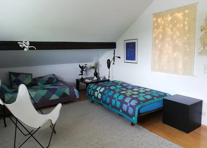 Apartmán Grosszuegige Und Kunstvolle Dachgeschosswohnung Leichlingen