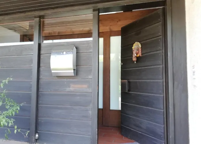 Appartamento Grosszuegige Und Kunstvolle Dachgeschosswohnung *